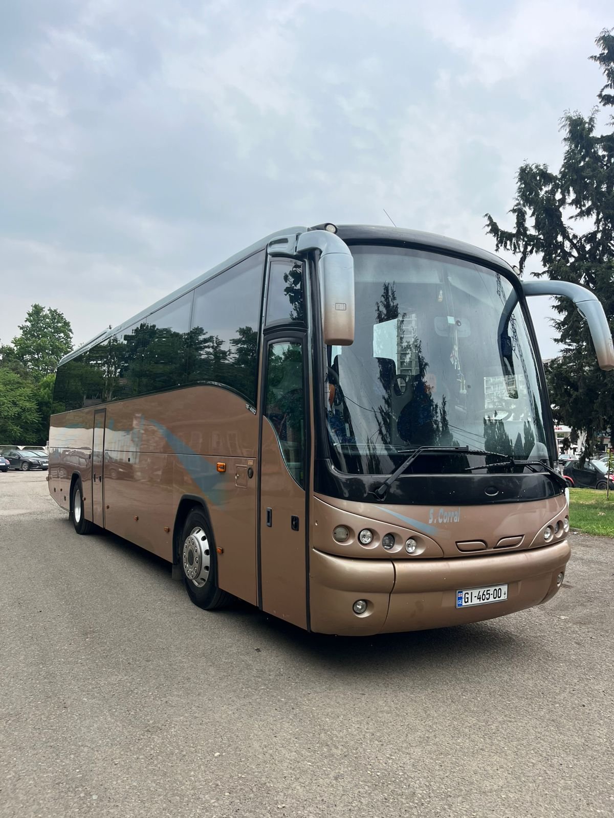 Mani Avtobusi 2006 vehicle photo 2 for გიორგი იარალოვი