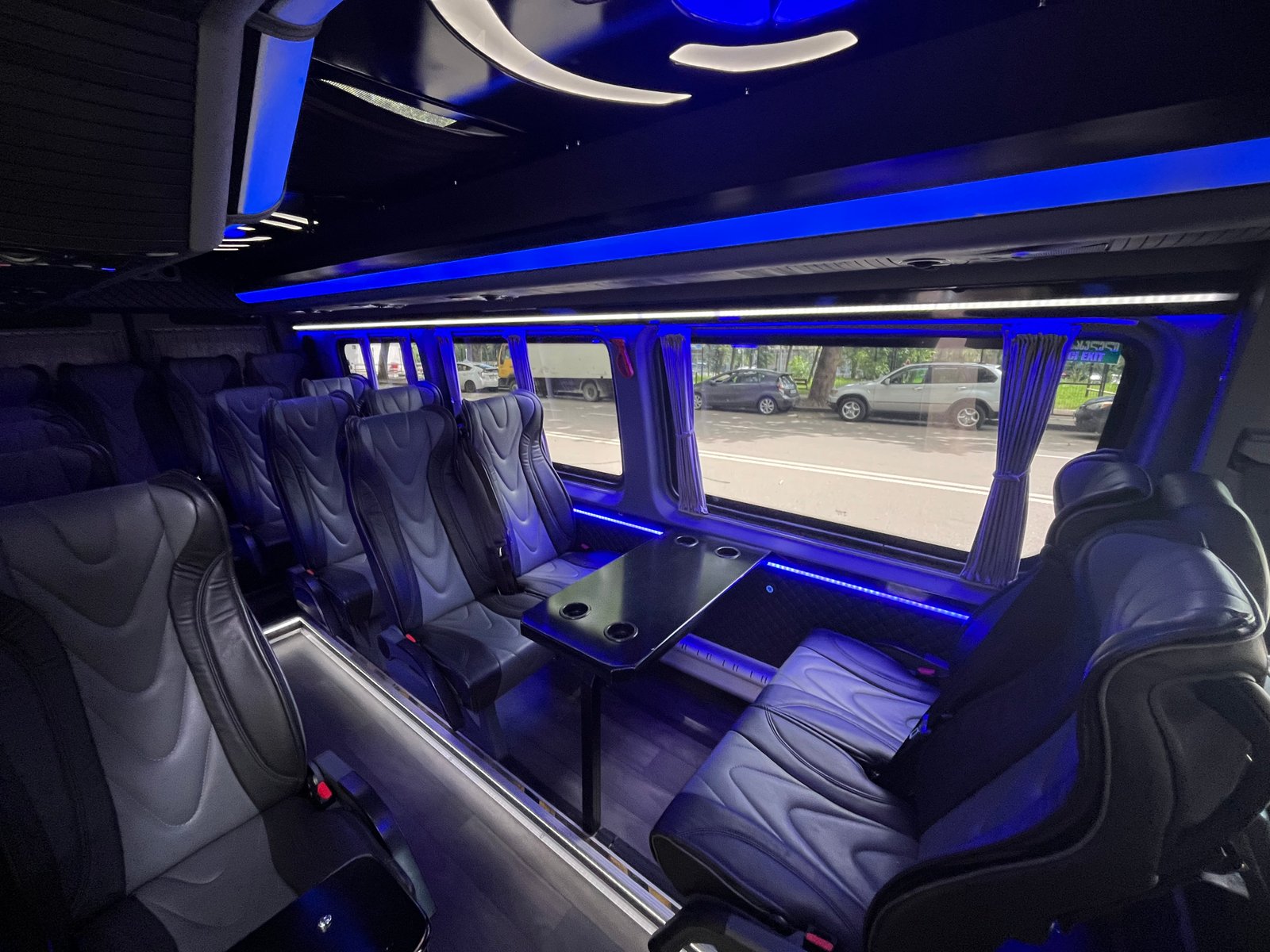 თორნიკე მირზაშვილი — merceders_benz sprinteri 2015, ფოტო 2