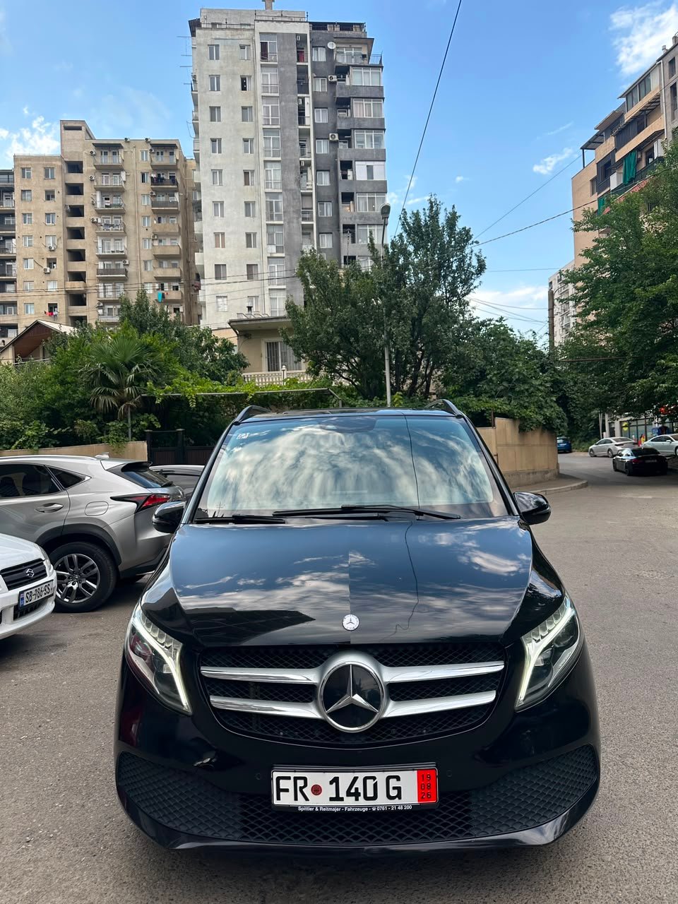 რომან ღარიბაშვილი — Mercedes V class 2021, ფოტო 3