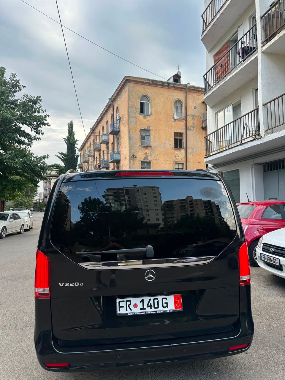 რომან ღარიბაშვილი — Mercedes V class 2021, ფოტო 2
